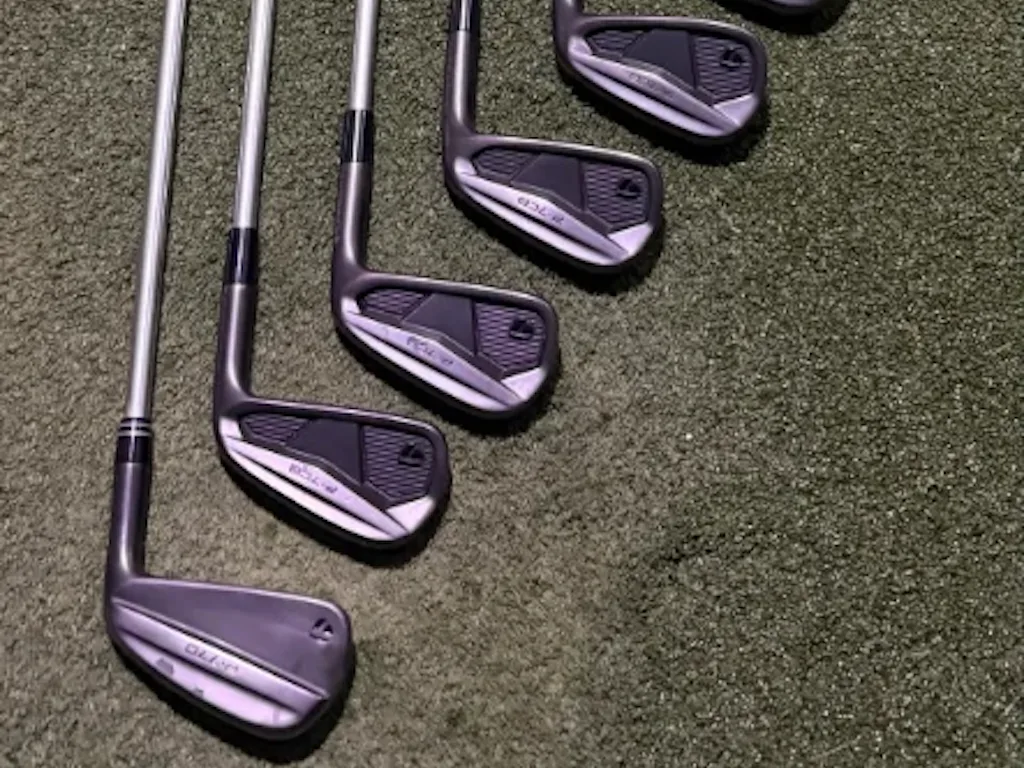 【ゴルフ中古市場】TaylorMade「Battleworn P7CB」アイアンセットが熱い!875ドルで出品中