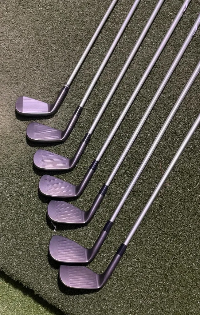 【ゴルフ中古市場】TaylorMade「Battleworn P7CB」アイアンセットが熱い！875ドルで出品中