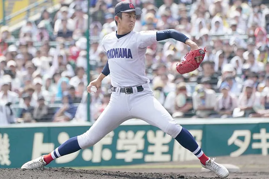 横浜・織田翔希が156キロ連発で完封！ "大人過ぎる"インタビューにファン衝撃